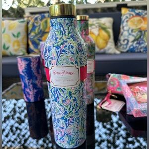 Lilly Pulitzer Floral Insulated Bottle with Pink and Blue